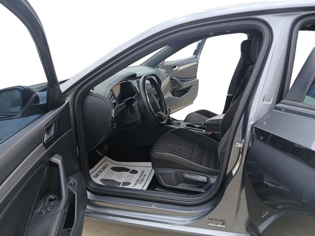 Used 2024 Volkswagen Jetta Sport FWD image 7