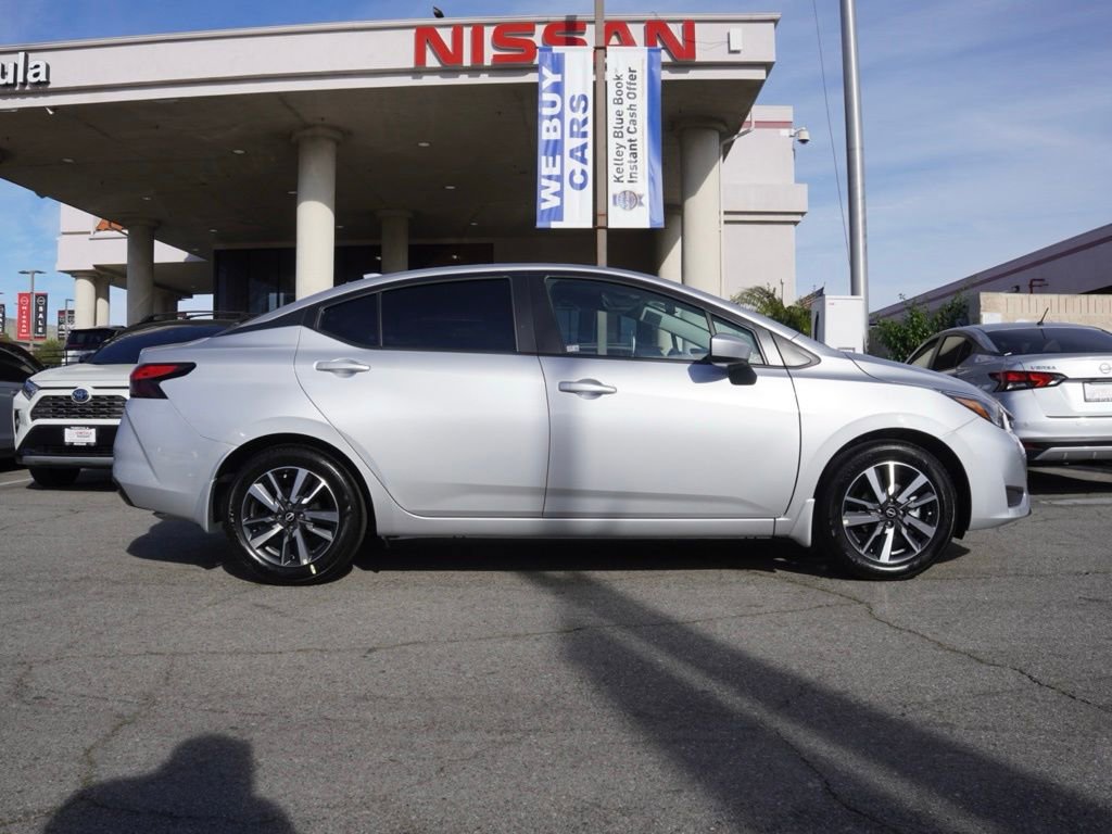 New 2025 Nissan Versa SV w/ Trunk Package image 3