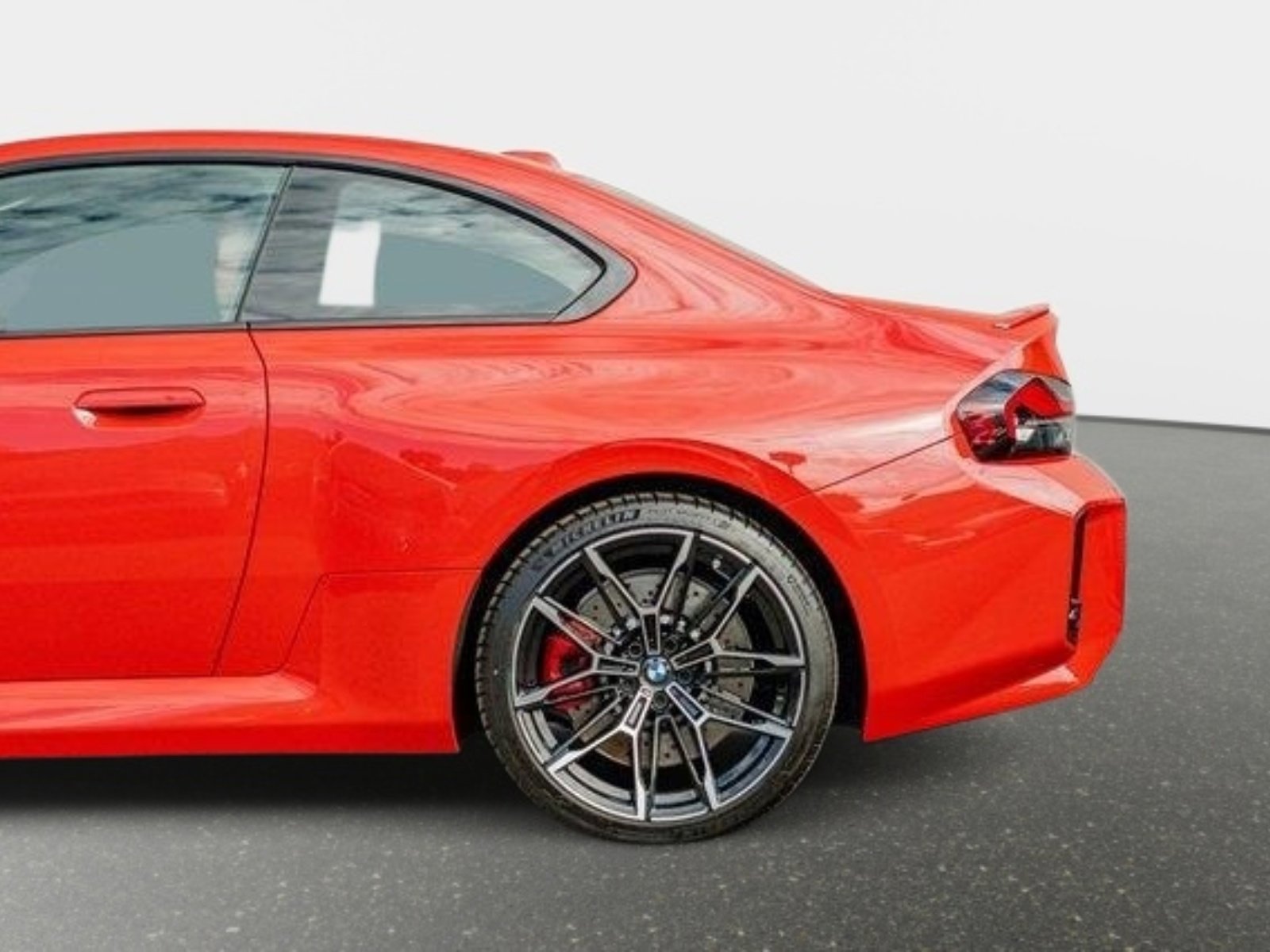 Used 2024 BMW M2 w/ Lighting Package image 85