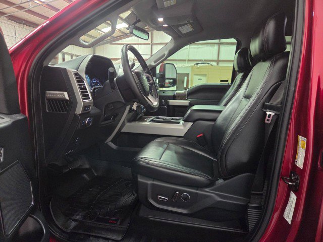 Used 2017 Ford F350 Lariat w/ FX4 Off-Road Package image 6