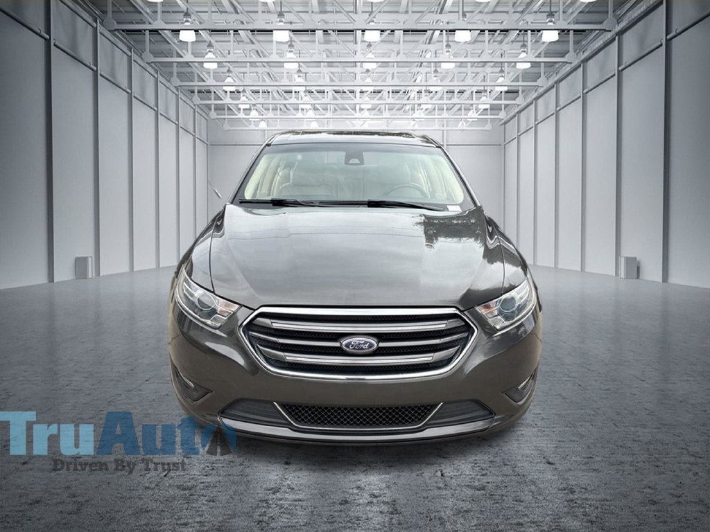 Used 2017 Ford Taurus Limited FWD image 11
