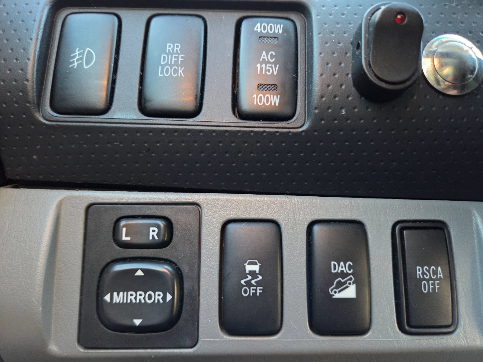 Used 2011 Toyota Tacoma 4x4 Double Cab w/ TRD Off-Road Pkg image 19