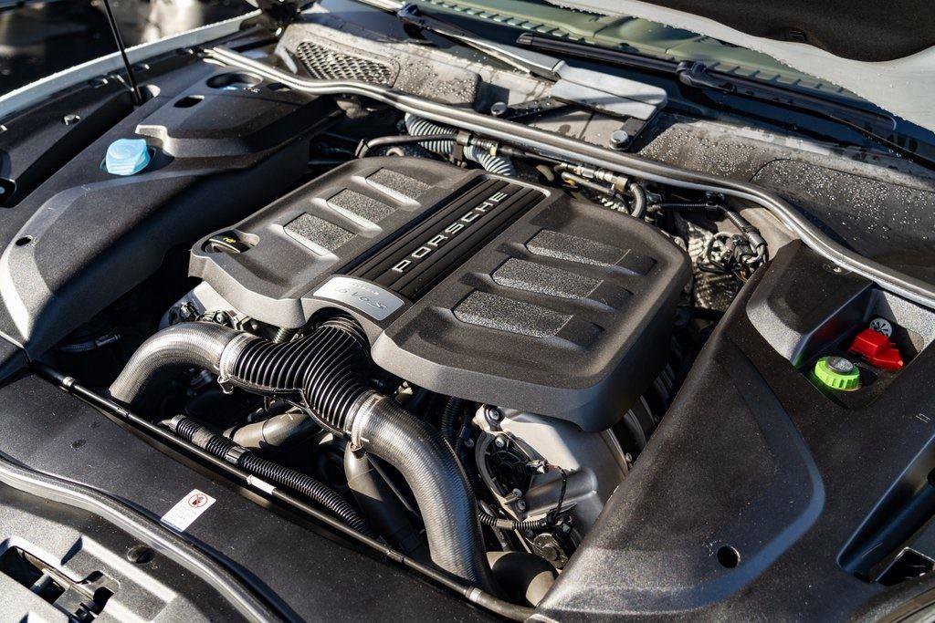 Used 2016 Porsche Cayenne S w/ Premium Plus Package image 32