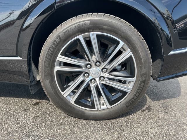 Used 2024 Cadillac Lyriq Luxury w/ LPO, Floor Liner Package image 11