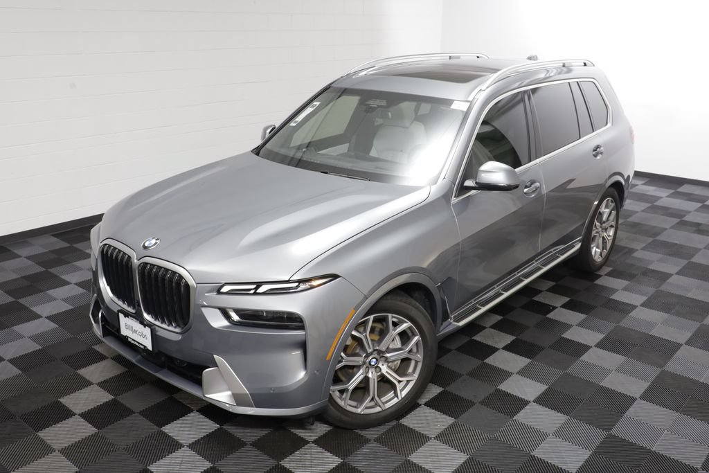 Used 2023 BMW X7 xDrive40i w/ Premium Package AWD/4WD image 2