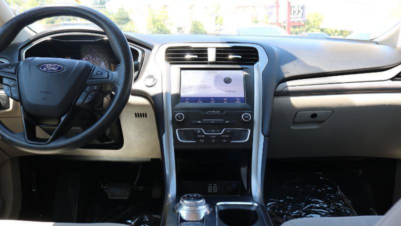 Used 2020 Ford Fusion SE w/ Fleet SE Value Package FWD image 24