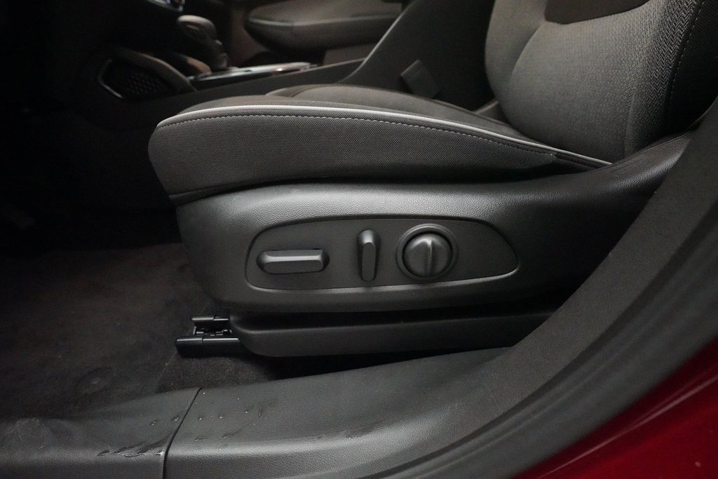 Certified 2023 Chevrolet TrailBlazer LT w/ Convenience Package image 28