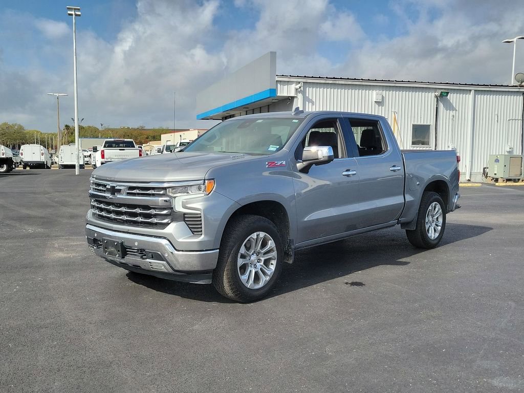 Used 2023 Chevrolet Silverado 1500 LTZ image 12