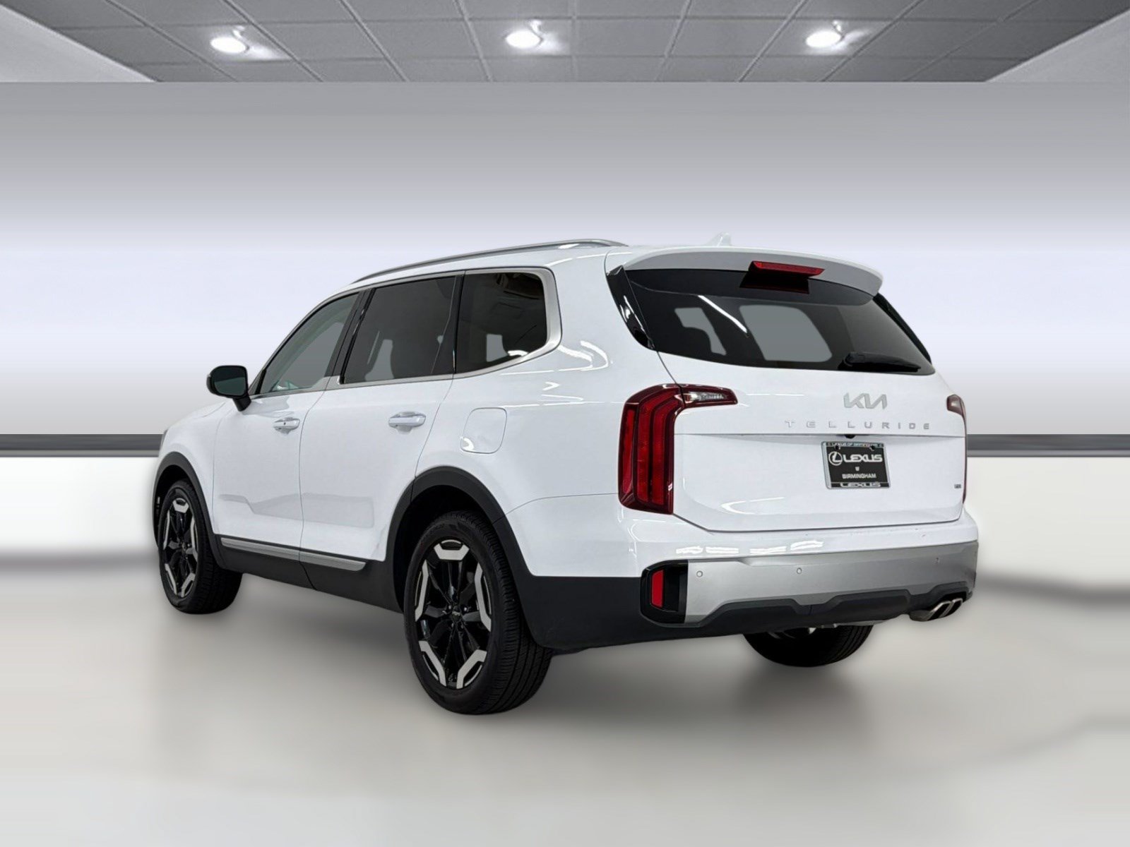 Used 2025 Kia Telluride S AWD/4WD image 3