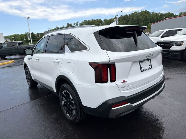 Used 2024 Kia Sorento S AWD/4WD image 6