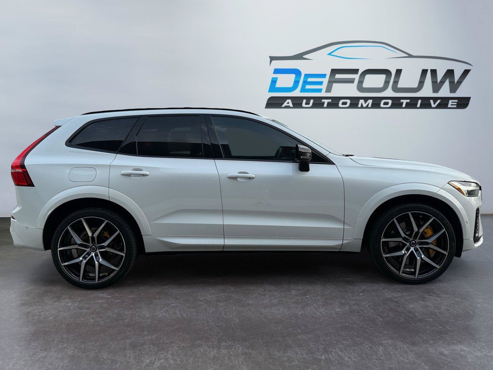 Used 2024 Volvo XC60 T8 Polestar w/ Protection Package Premier AWD/4WD image 2