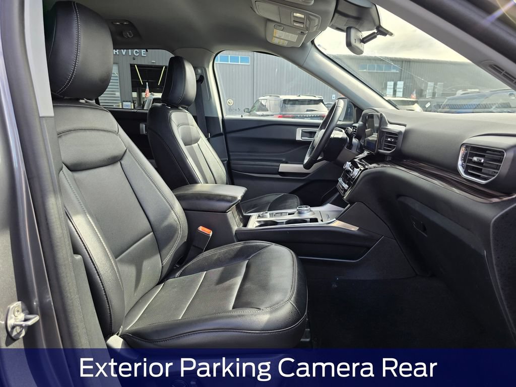 Used 2024 Ford Explorer Limited AWD/4WD image 18