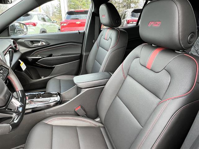 New 2026 Chevrolet Trax RS image 12