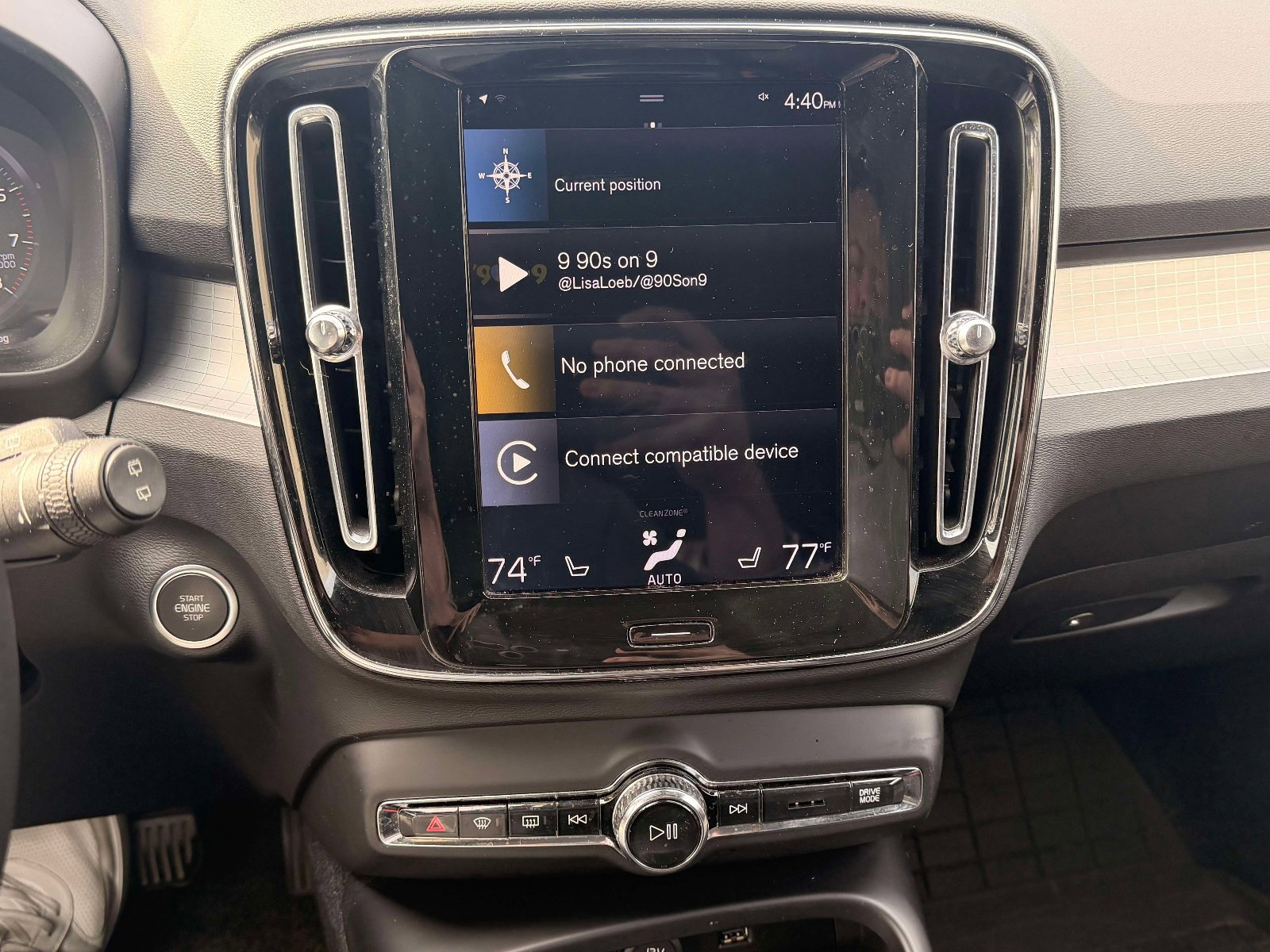 Used 2019 Volvo XC40 T5 Momentum image 13