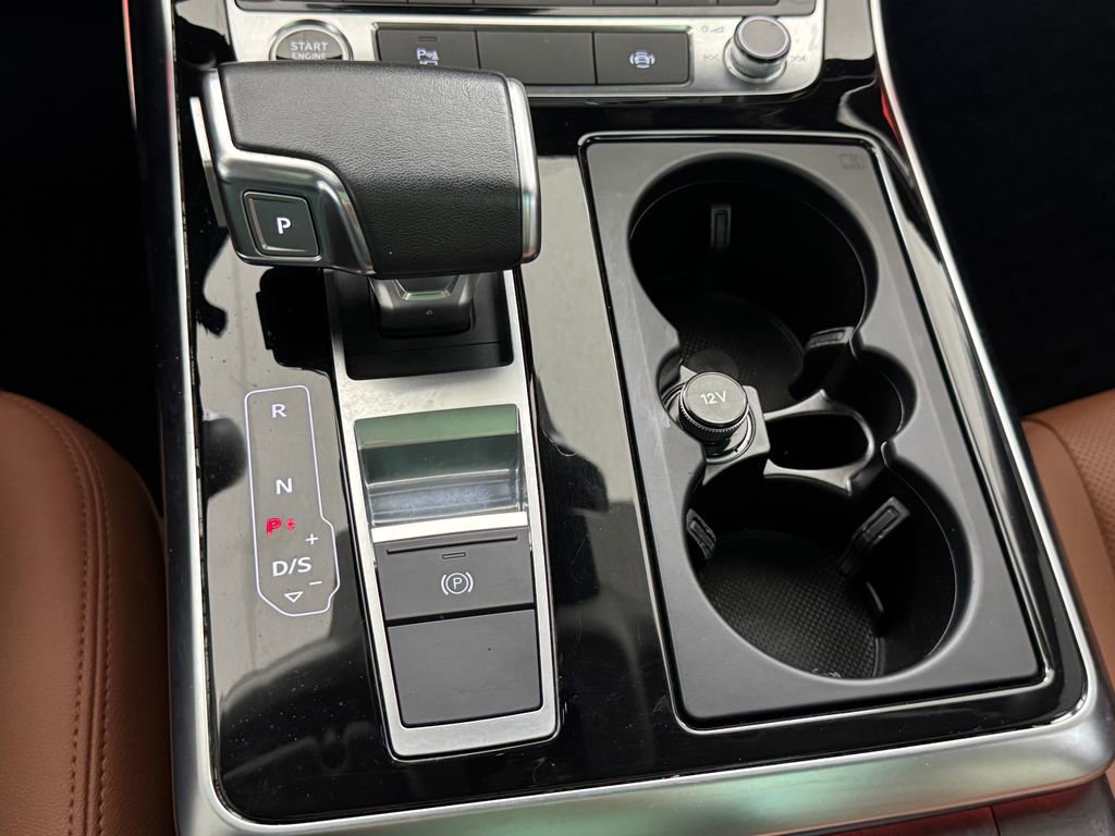 Used 2022 Audi Q8 Premium Plus image 23
