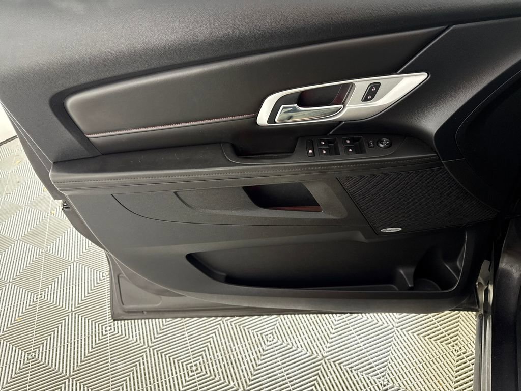 Used 2016 GMC Terrain SLT w/ Open Road Package image 10