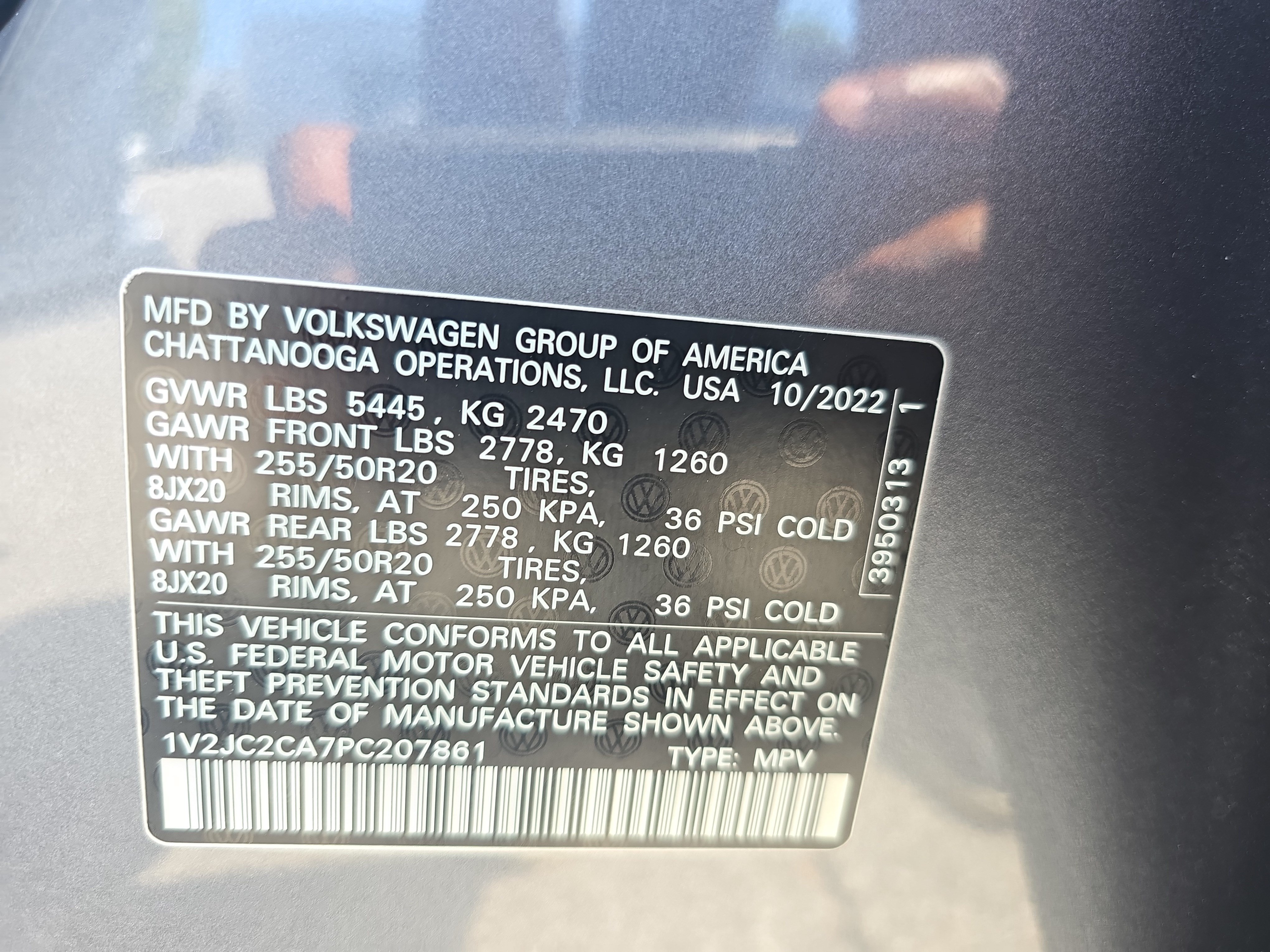 Used 2023 Volkswagen Atlas Cross Sport SE w/ Panoramic Sunroof Package FWD image 12