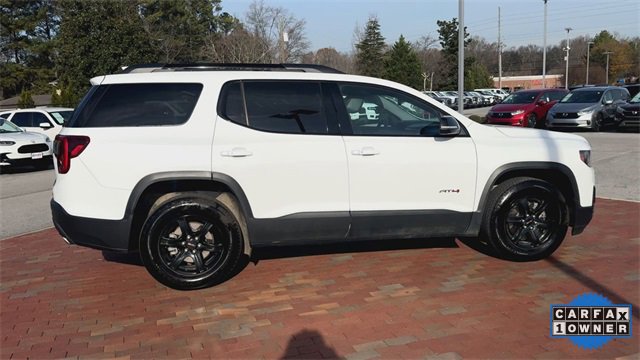 Used 2023 GMC Acadia AT4 w/ Technology Package image 3