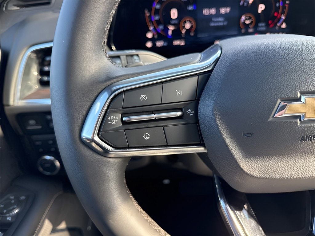 Used 2025 Chevrolet Tahoe Premier image 32