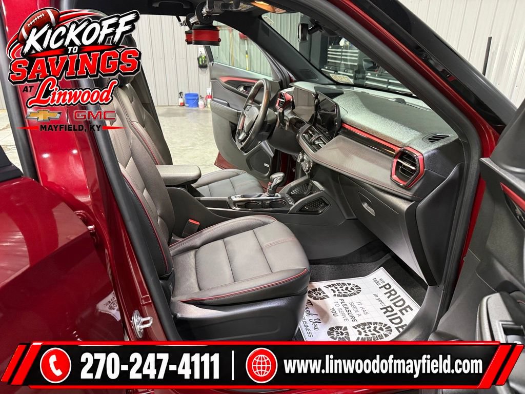 Used 2025 Chevrolet TrailBlazer RS w/ Convenience Package FWD image 29