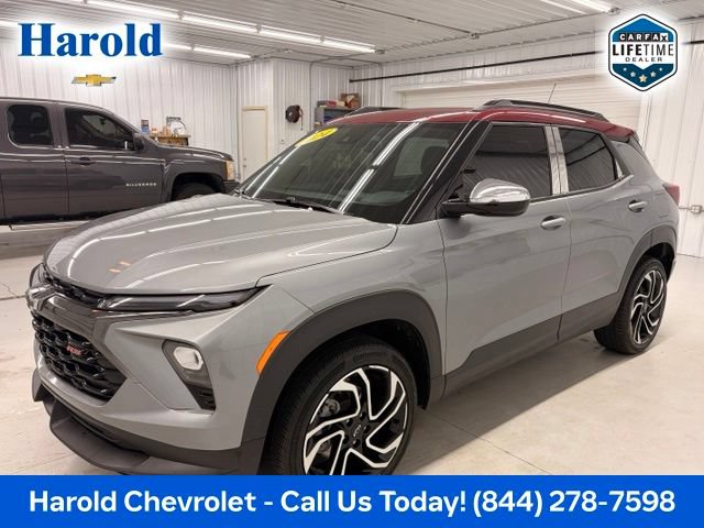 Used 2024 Chevrolet TrailBlazer RS w/ Driver Confidence Package AWD/4WD image 3