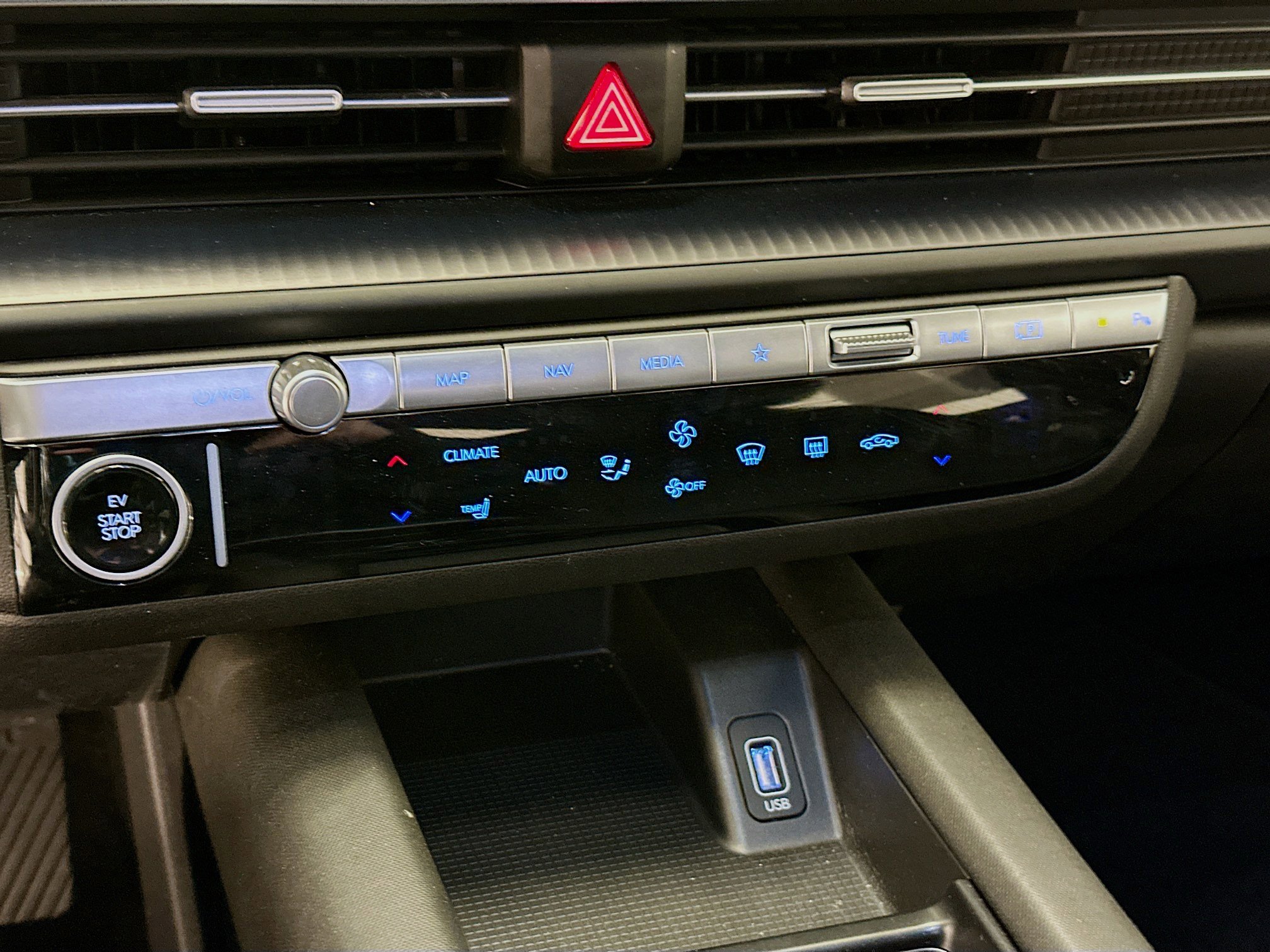 Used 2024 Hyundai Ioniq 6 SE image 24