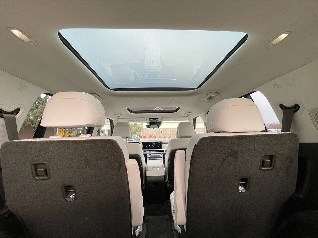 Used 2025 Hyundai Santa Fe Calligraphy image 30