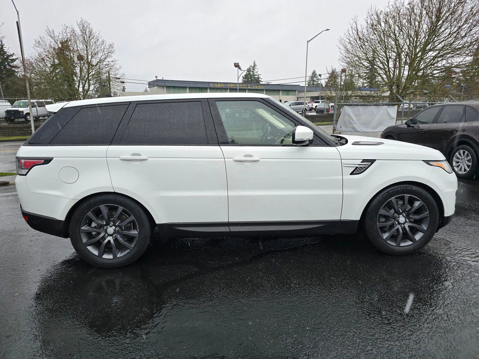 Used 2016 Land Rover Range Rover Sport HSE AWD/4WD image 6