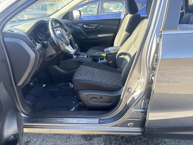 Used 2020 Nissan Rogue Sport SV w/ All-Weather Package image 19