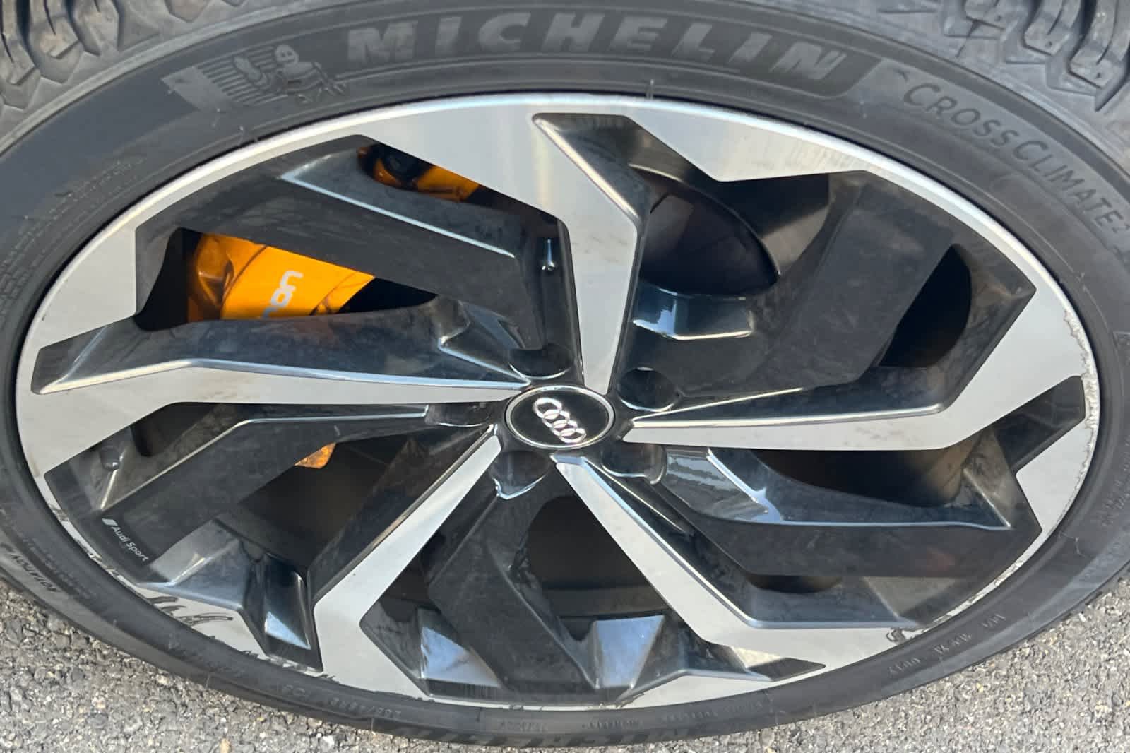 Used 2020 Audi e-tron Prestige AWD/4WD image 15