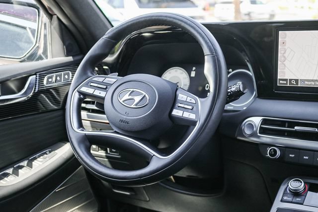 Certified 2024 Hyundai Palisade Calligraphy FWD image 19