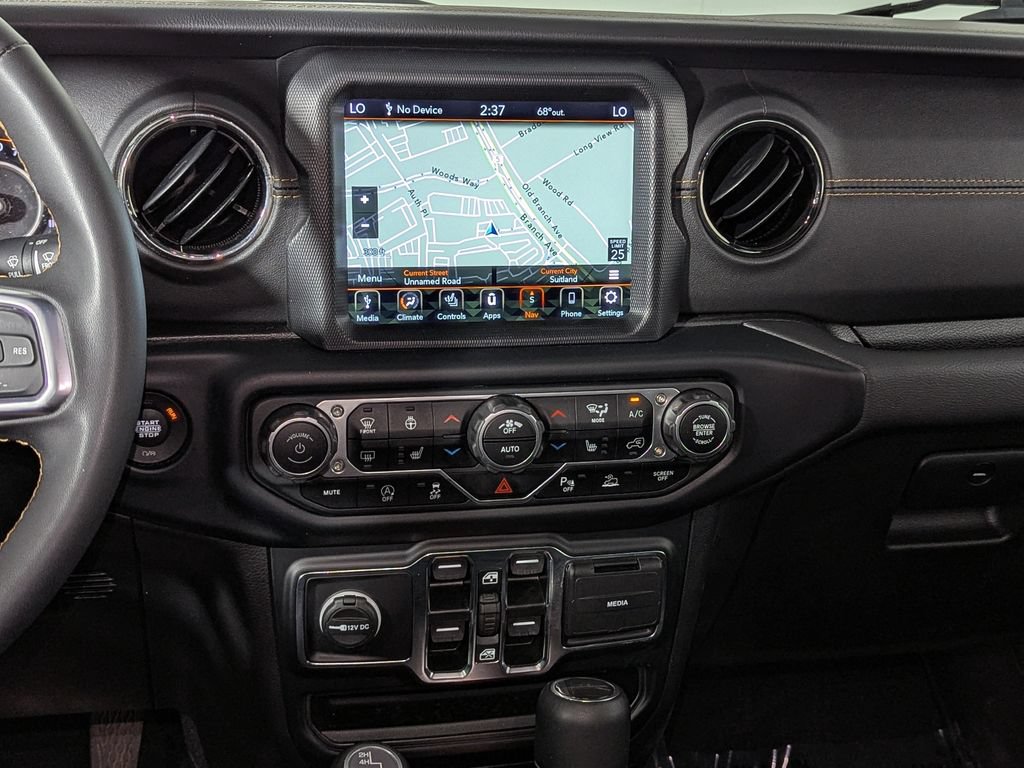 Used 2023 Jeep Gladiator Overland AWD/4WD image 36