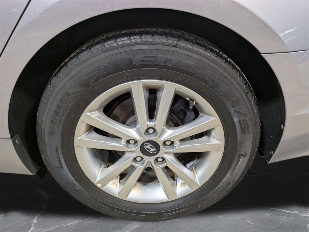 Used 2016 Hyundai Sonata SE image 28