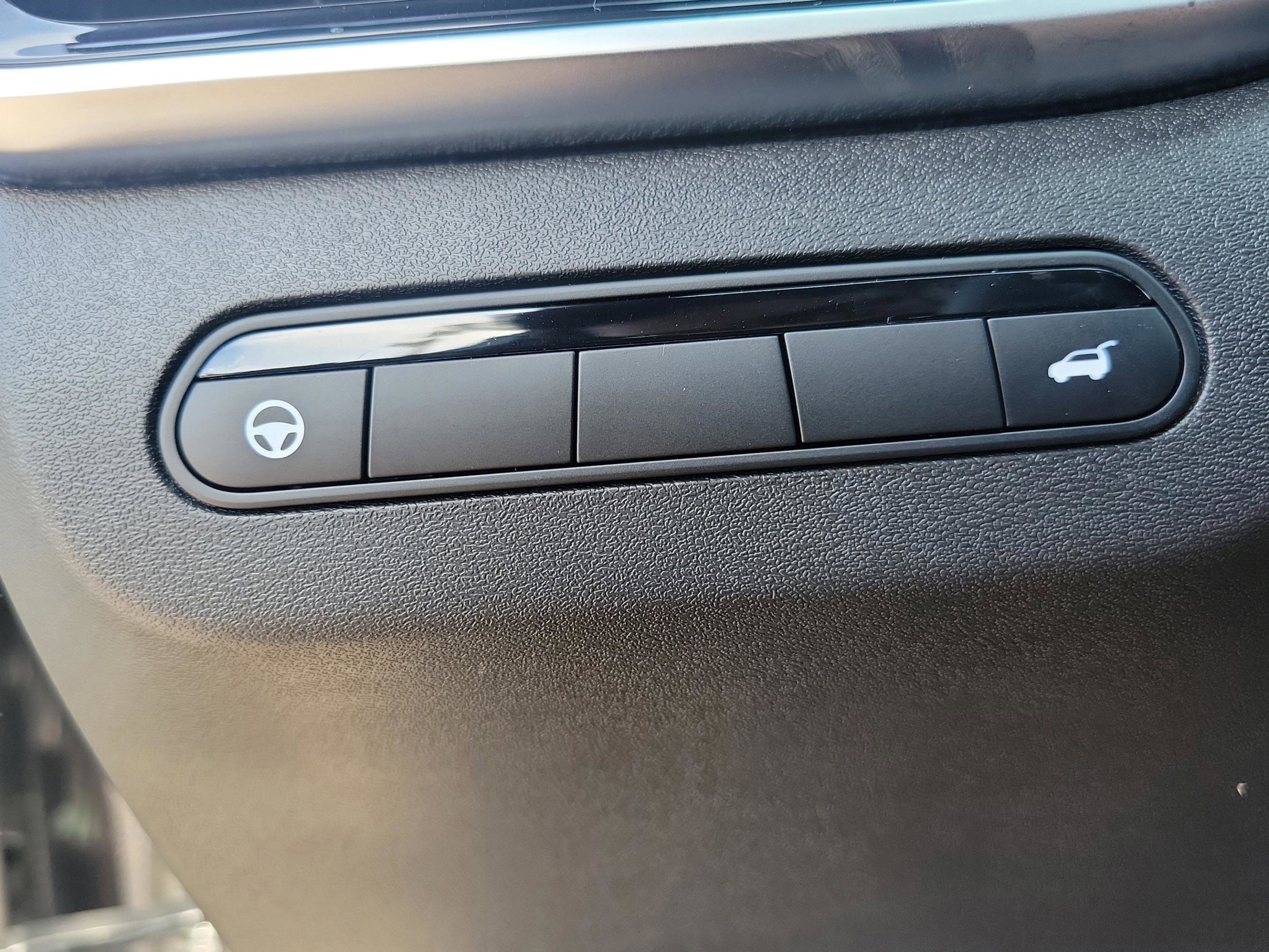 New 2026 INFINITI QX60 Sport w/ Dark Cargo Package image 33