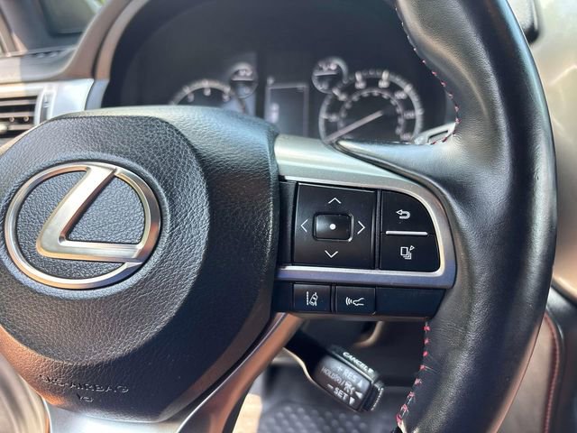 Used 2023 Lexus GX 460 Premium w/ Accessory Package image 18