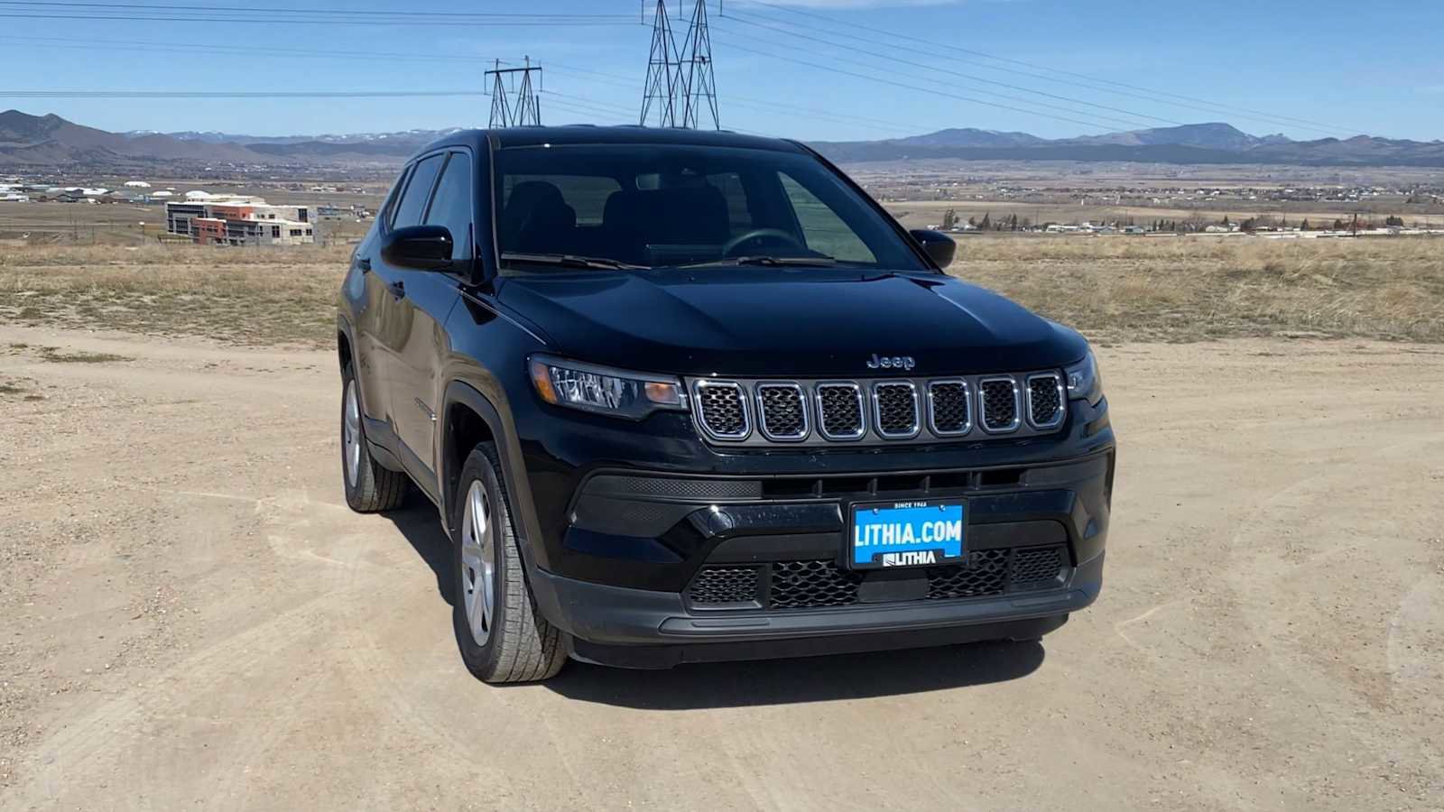 Used 2024 Jeep Compass Sport image 3