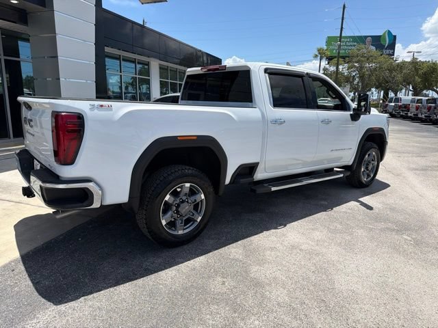 Used 2026 GMC Sierra 2500 SLT w/ SLT Premium Package AWD/4WD image 8