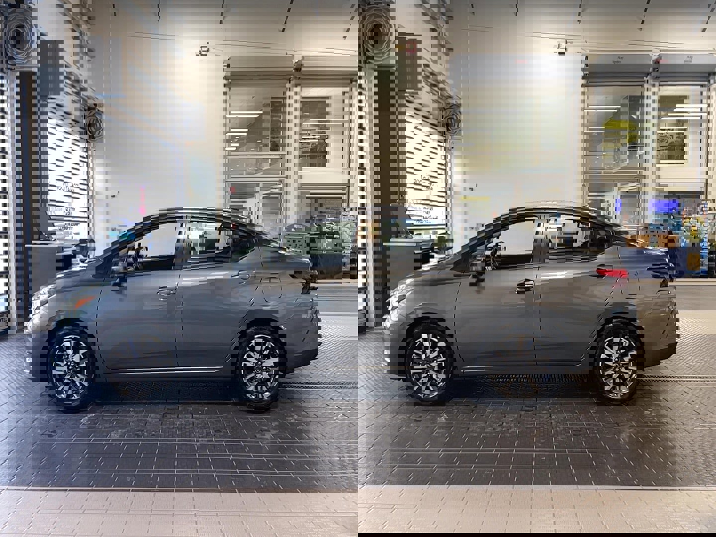 Certified 2023 Nissan Versa SV image 3