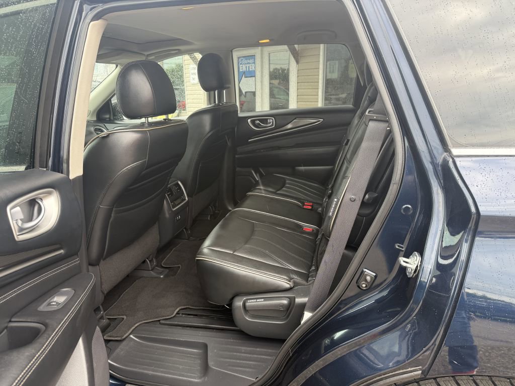 Used 2020 INFINITI QX60 Luxe w/ Essential Package image 14