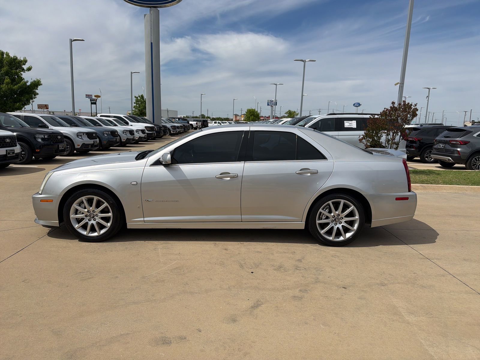 Used 2006 Cadillac STS V image 2