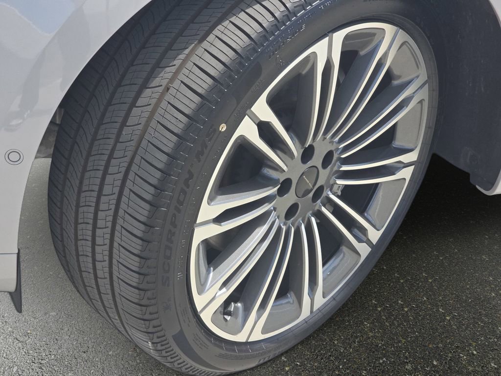 New 2026 Land Rover Range Rover Sport Dynamic SE AWD/4WD image 34