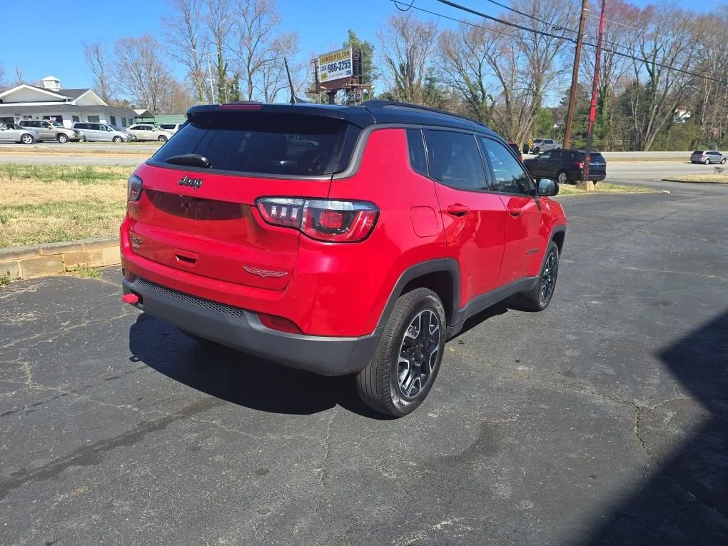 Used 2019 Jeep Compass Trailhawk image 5