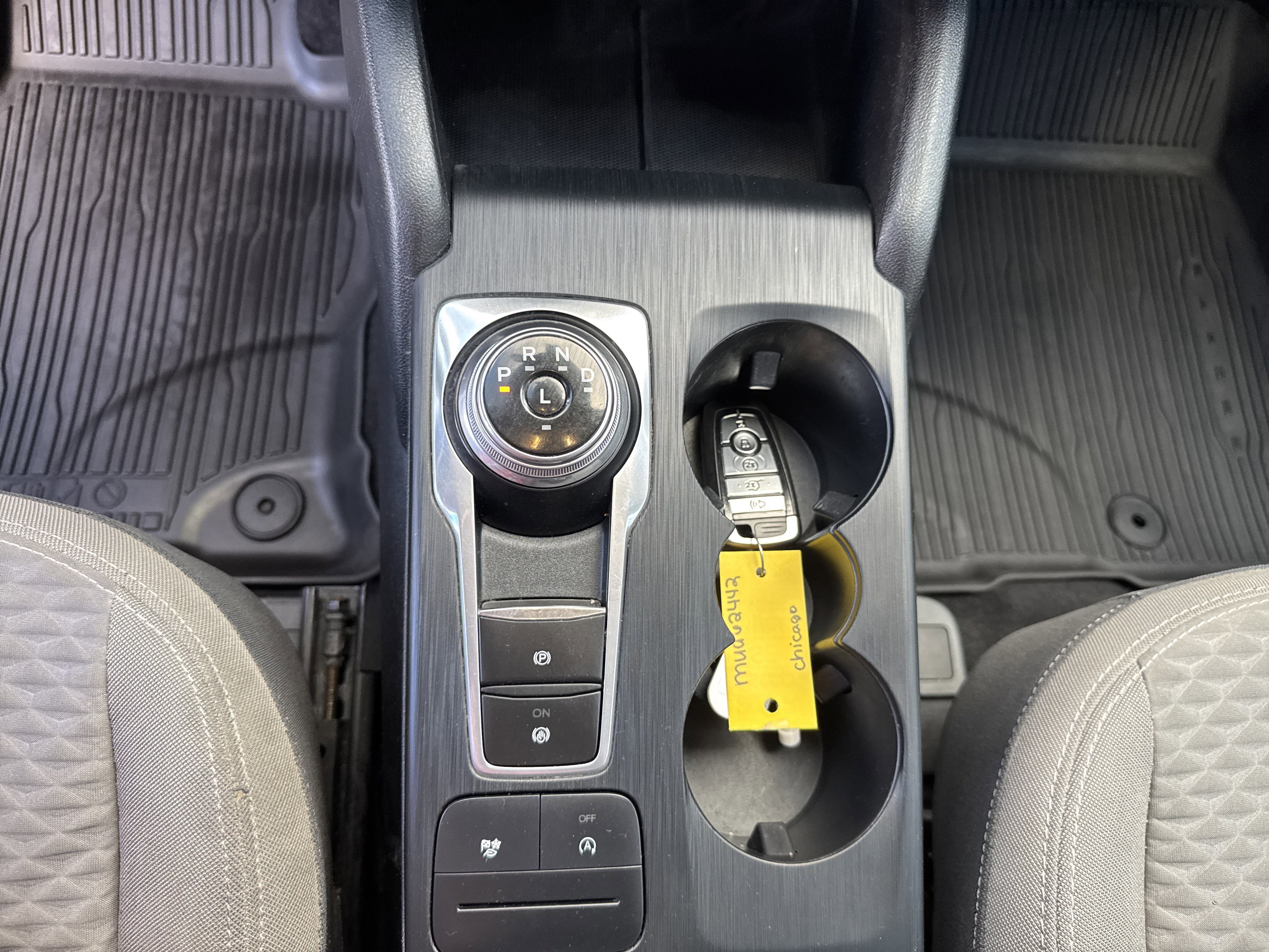 Used 2021 Ford Escape SE w/ SE Sport Appearance Package image 36