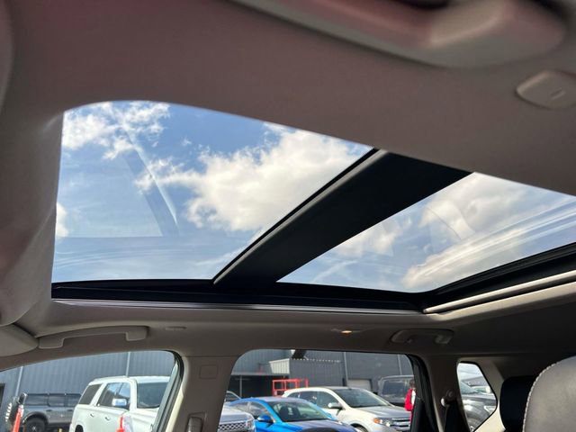 Used 2023 Nissan Rogue SL image 30