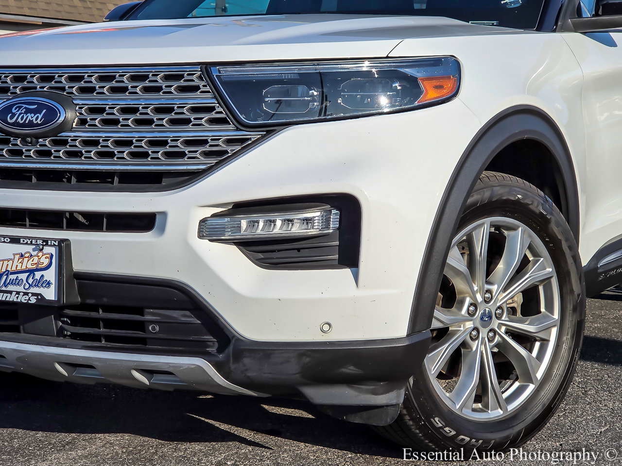 Used 2020 Ford Explorer Limited AWD/4WD image 36