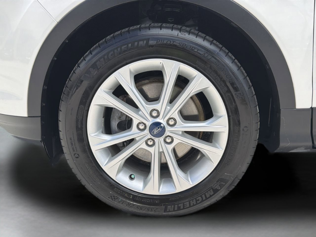 Used 2019 Ford Escape SEL FWD image 33
