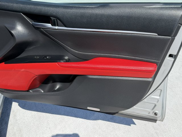 Used 2018 Toyota Camry XSE w/ Driver Assist Package FWD image 18