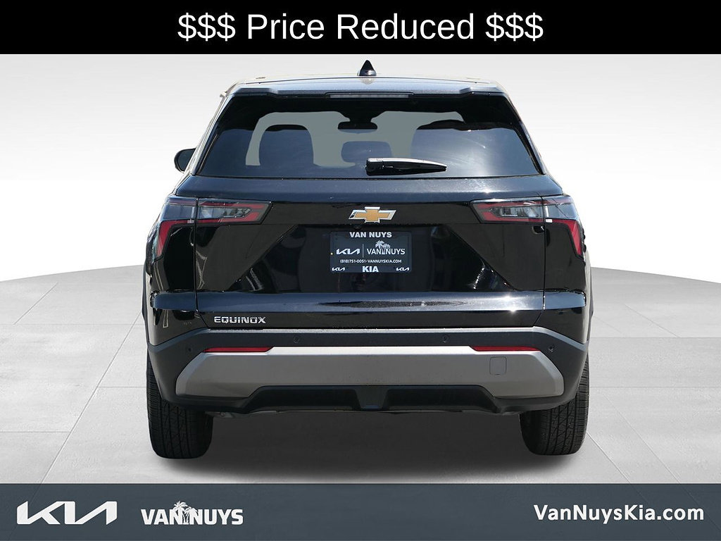 Used 2026 Chevrolet Equinox LT FWD image 5