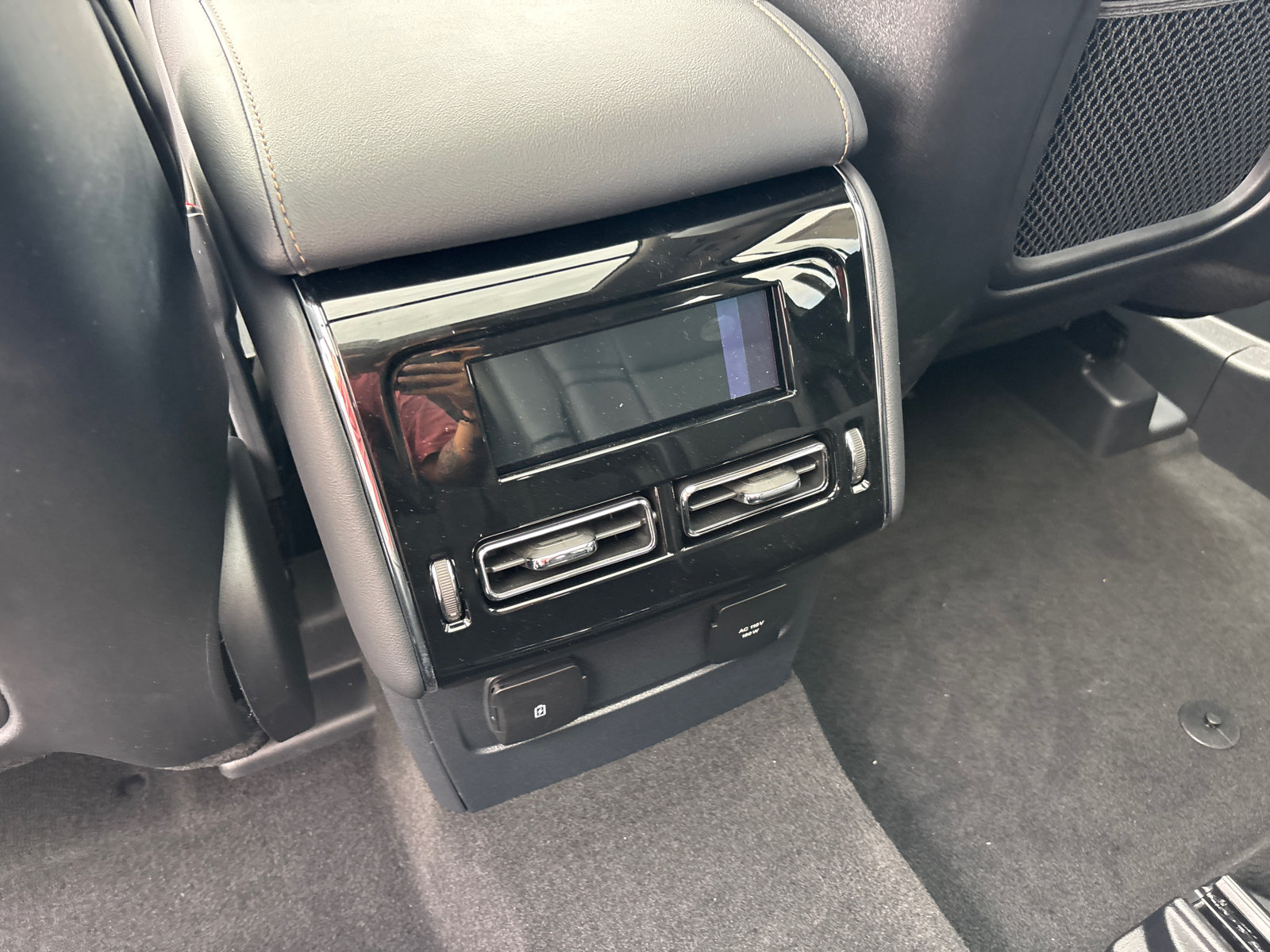New 2026 Lincoln Aviator AWD image 32