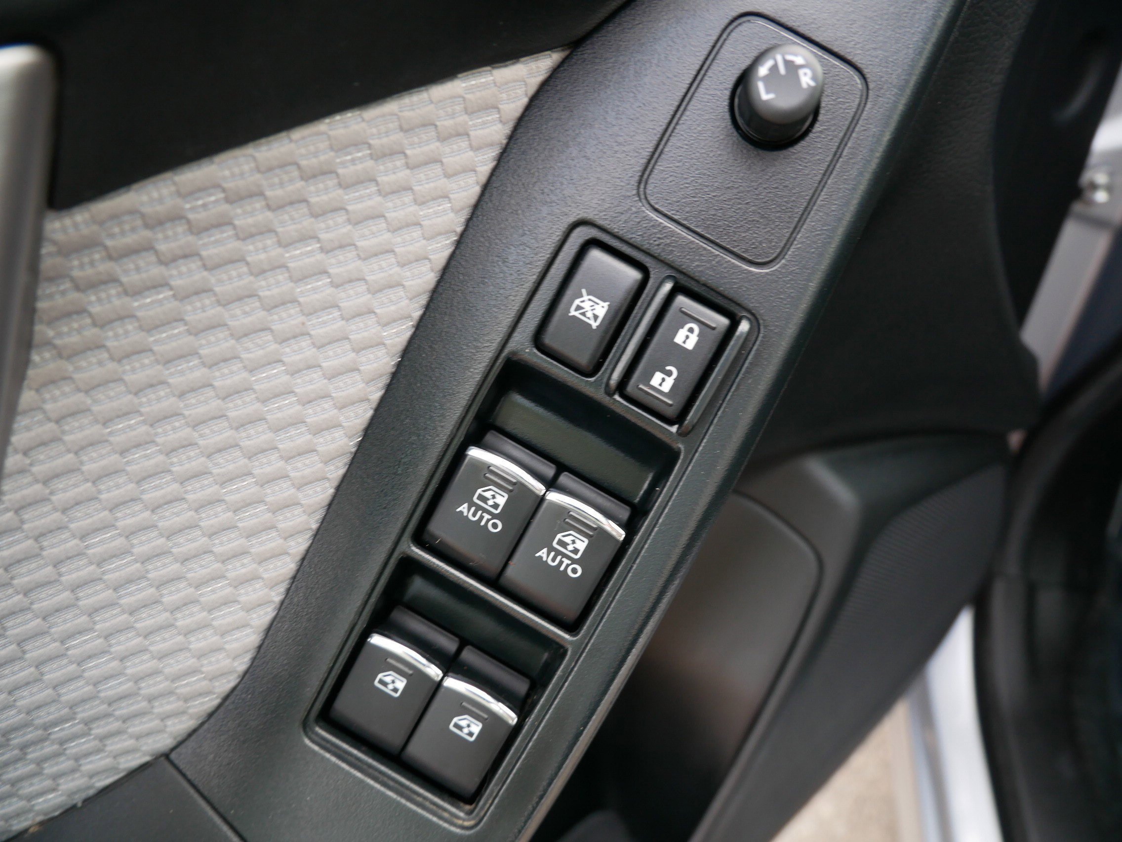 Used 2018 Subaru Forester 2.5i w/ Alloy Wheel Package image 19